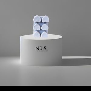 Wax melts I fused with designer aromas.